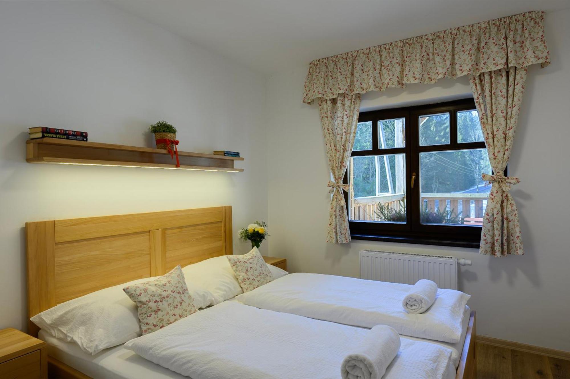 Apartmany Mezivodi Kycera Exterior photo