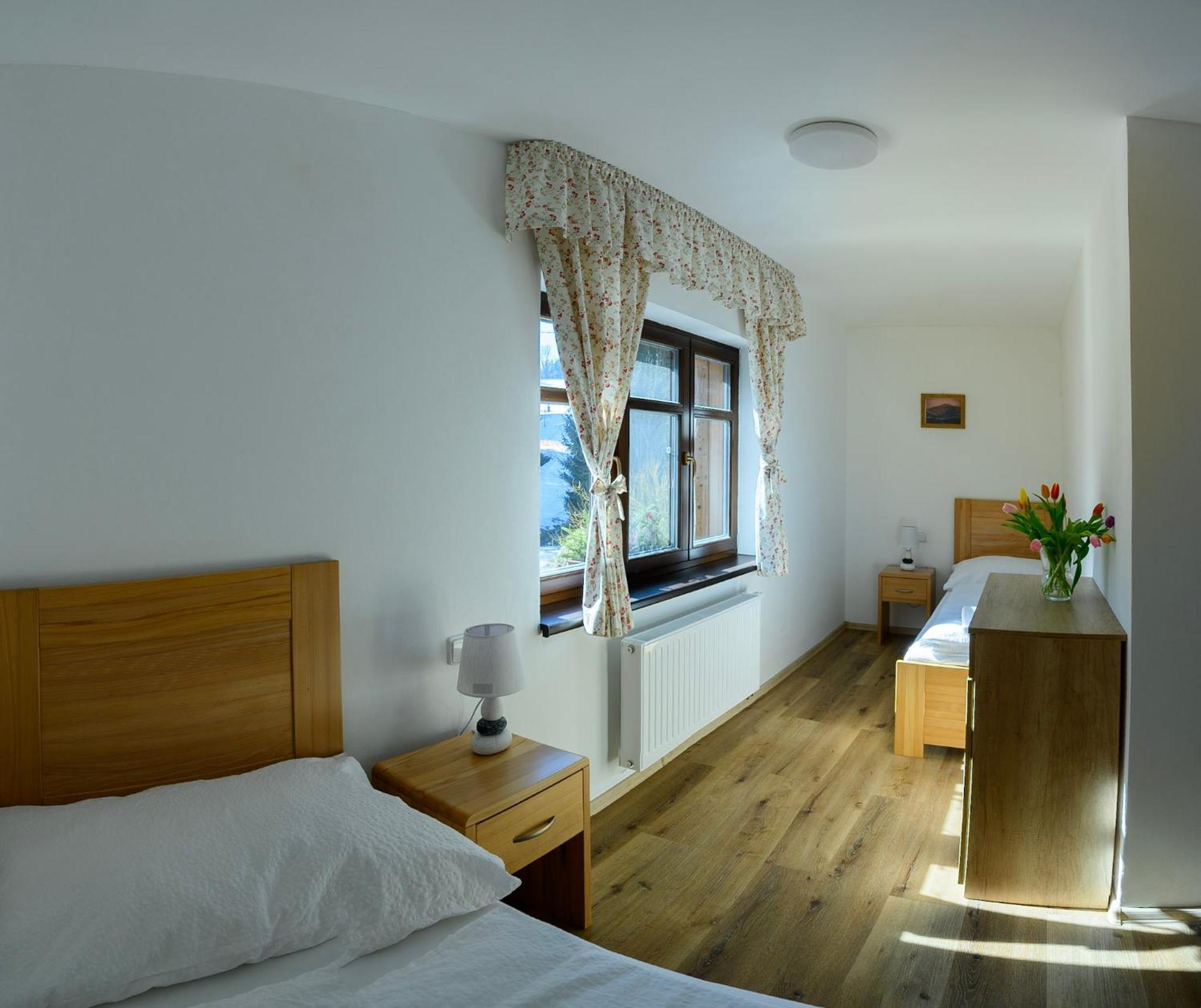 Apartmany Mezivodi Kycera Exterior photo